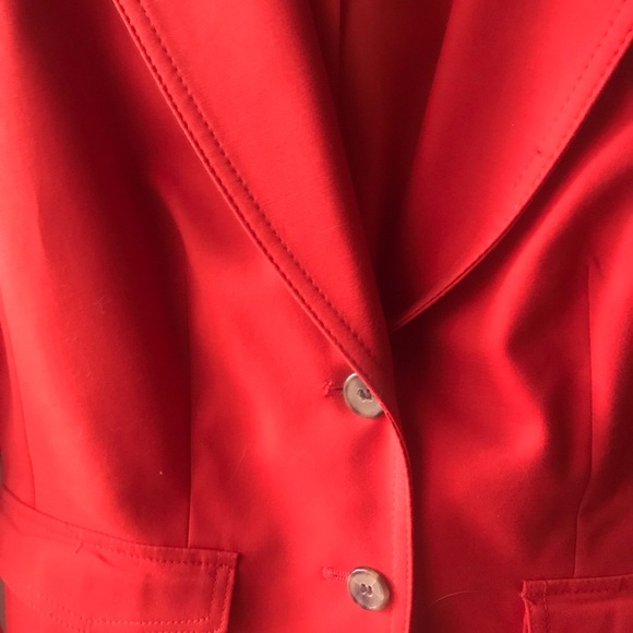 The Limited suit - 3 pieces! - Picture 7 of 8